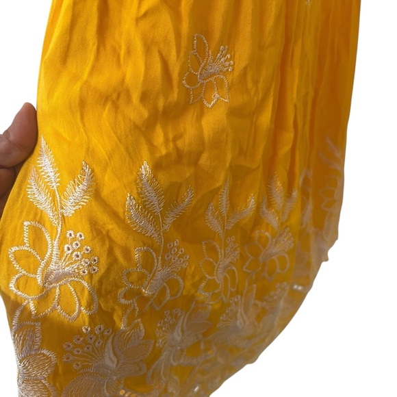 Flying Tomato Yellow Boho Floral Eyelet
Embroidered Smock Mini Sun Dress - Picture 5 of 12